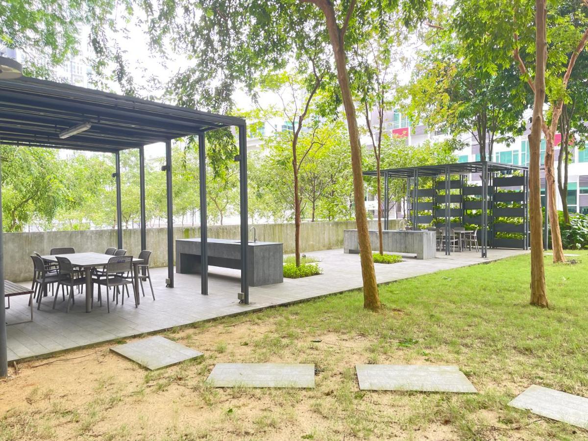 1Medini 1Bedroom Niceview By Wp Homestay 조호르 바루 외부 사진